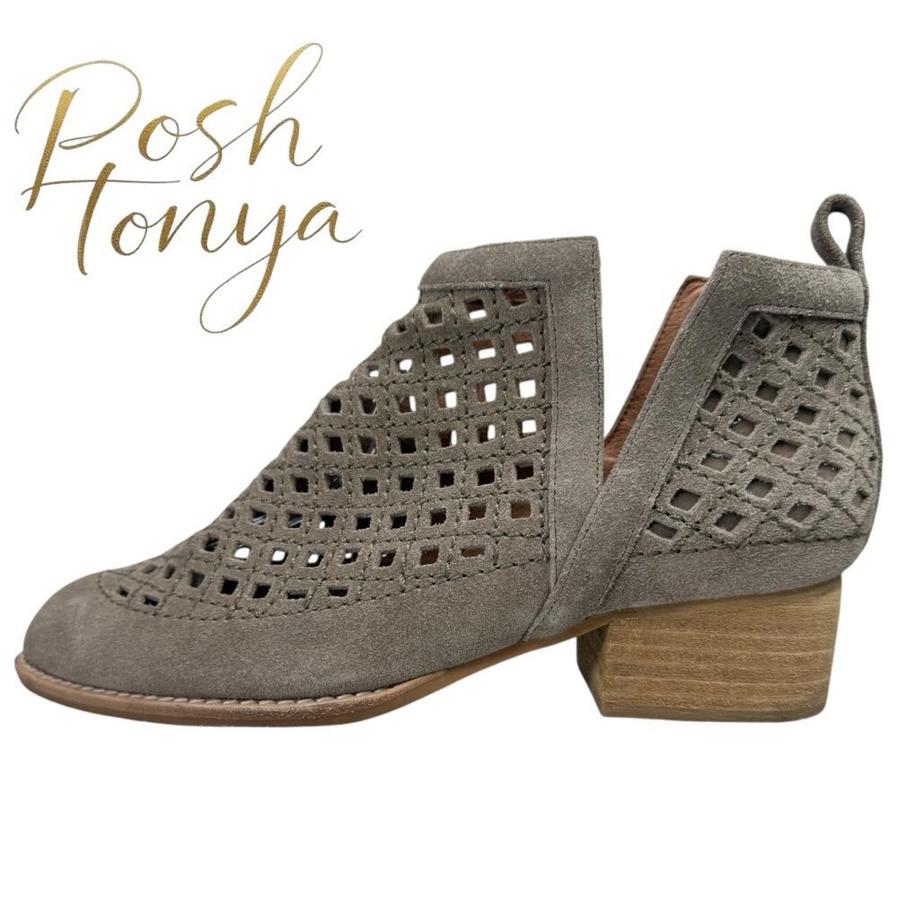 Jeffrey Campbell Taggart Perforated Suede Western Ankle Boots Taupe Size 7 Boho